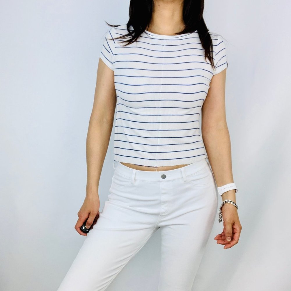 OLD NAVY Bottom Raw Hem - Picture 2 of 4